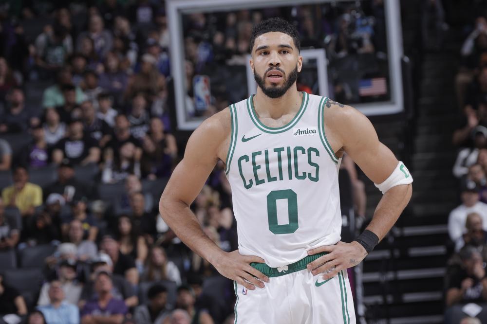 CBA：广厦男篮力克青岛男篮 迎主场12连胜中国新闻网.